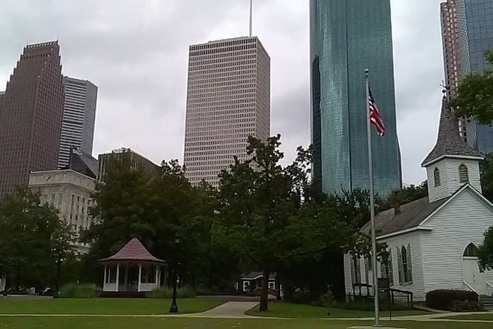 Sam Houston Park